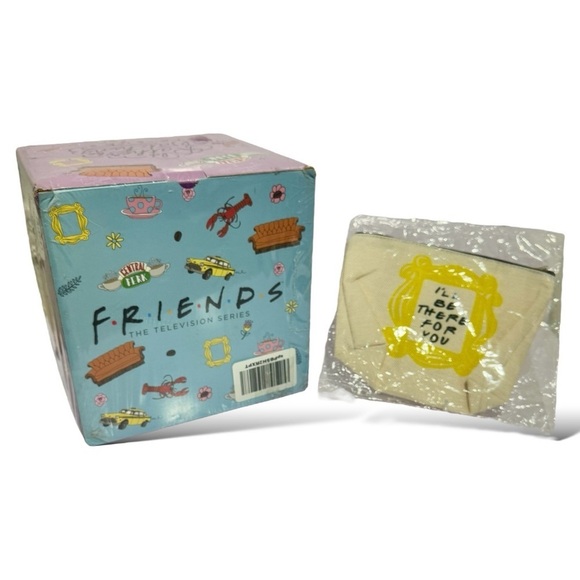 Friends TV Show 24 Beauty Days Advent Calendar with Friends Makeup Bag NEW - Picture 11 of 14